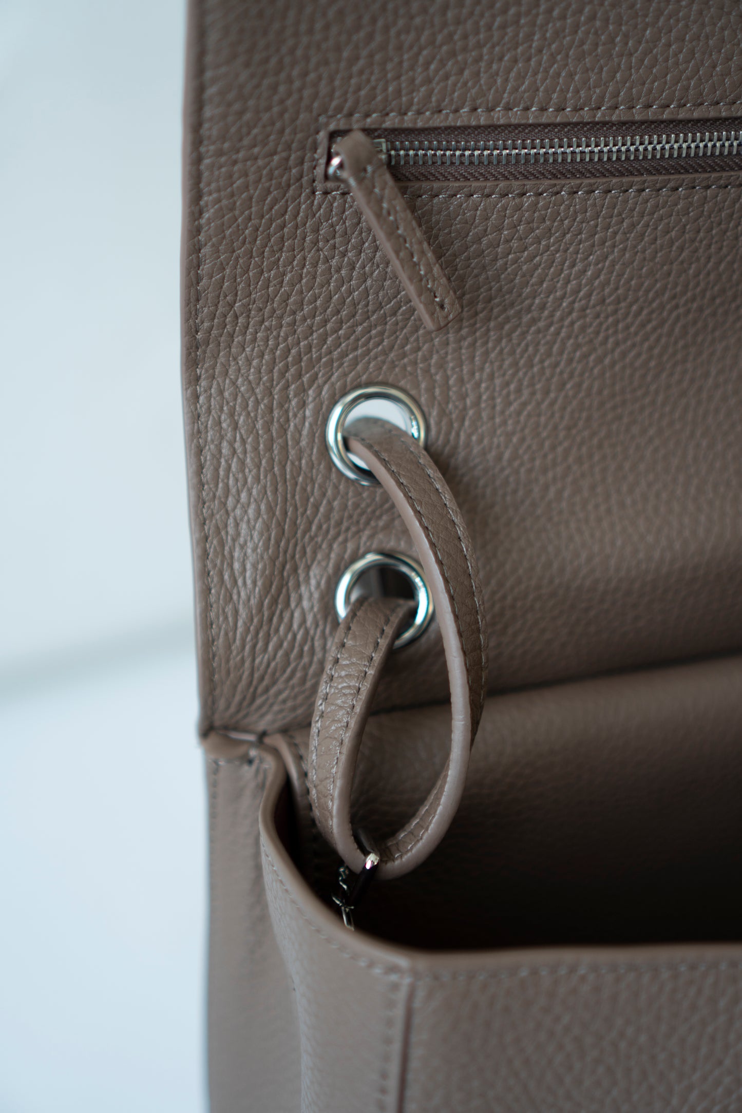 26S Souplissimo Jumbo Flap – Taupe Grained Calfskin with Silver Hardware