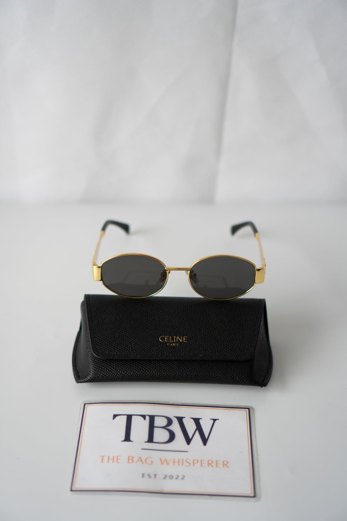 Metal Oval Sunglasses – Gold with Dark Lenses