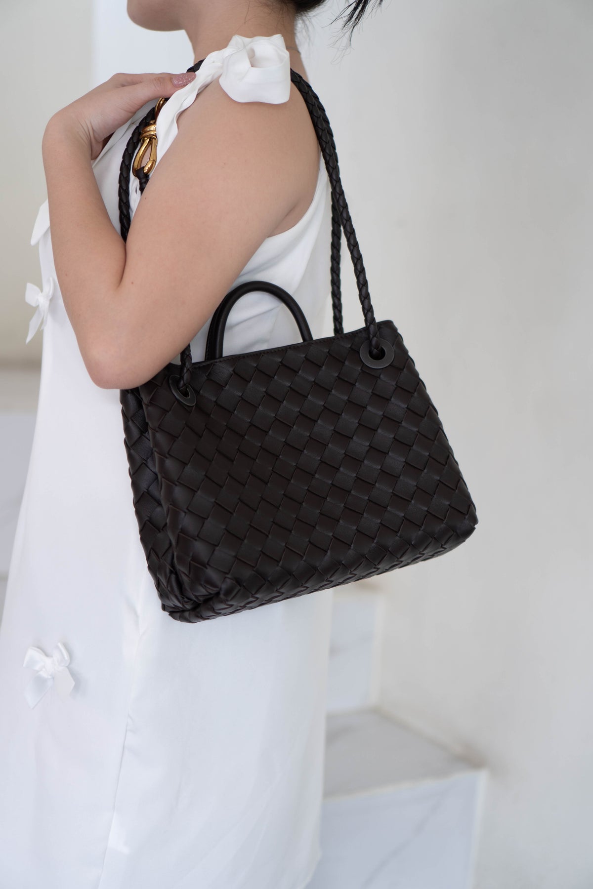 Andiamo Small Bag – Dark Brown Intrecciato Nappa Leather