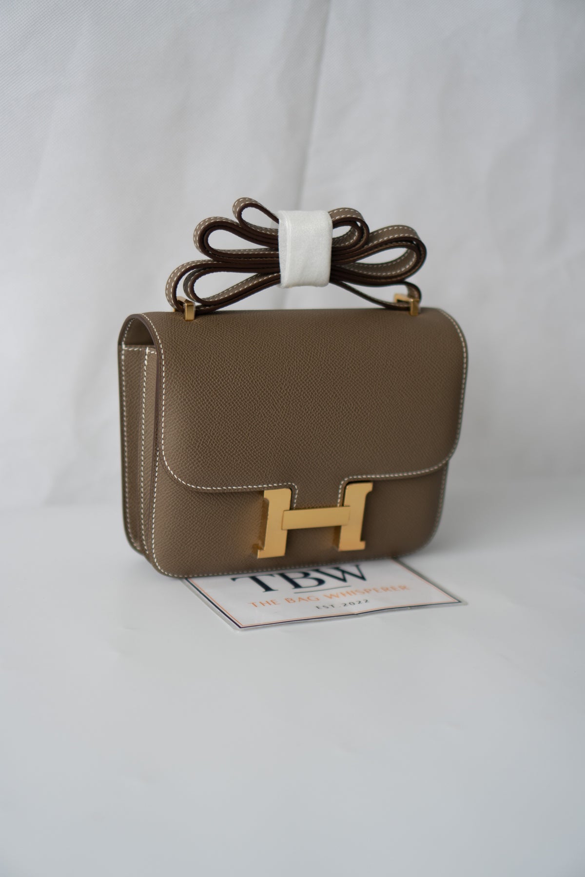 Constanc 18 – Etoupe Epsom with Gold Hardware