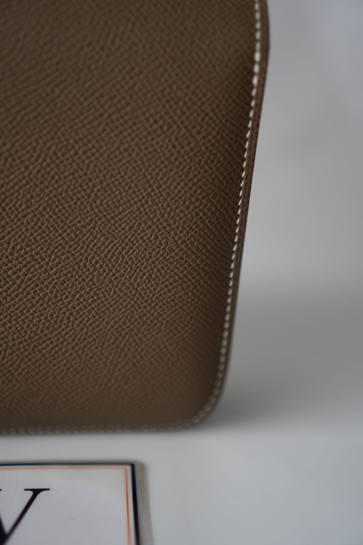 Constanc 18 – Etoupe Epsom with Gold Hardware