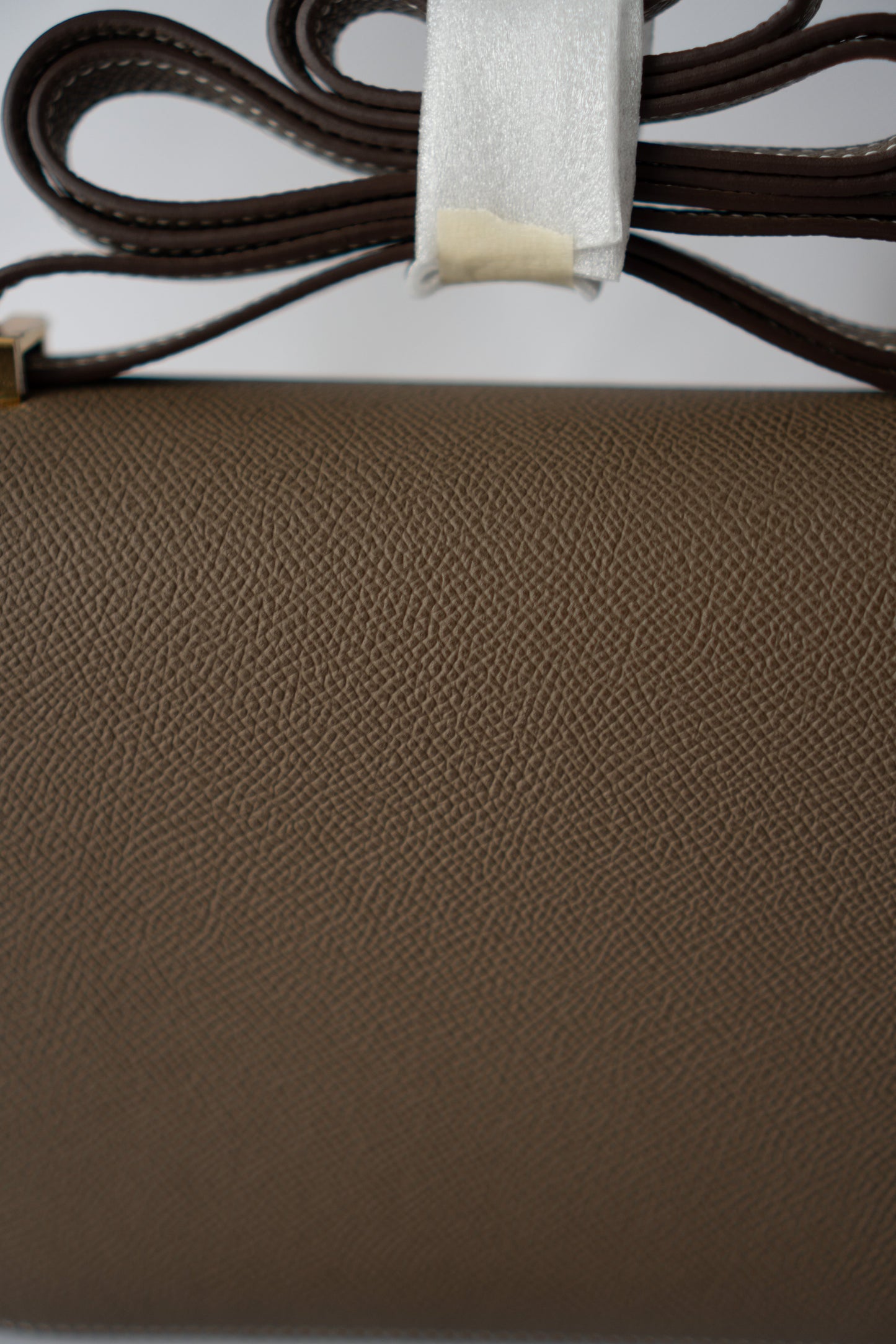 Constanc 18 – Etoupe Epsom with Gold Hardware