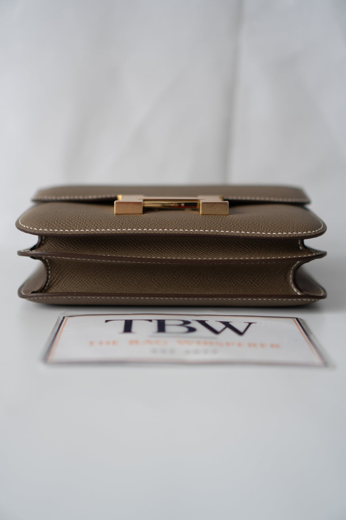 Constanc 18 – Etoupe Epsom with Gold Hardware