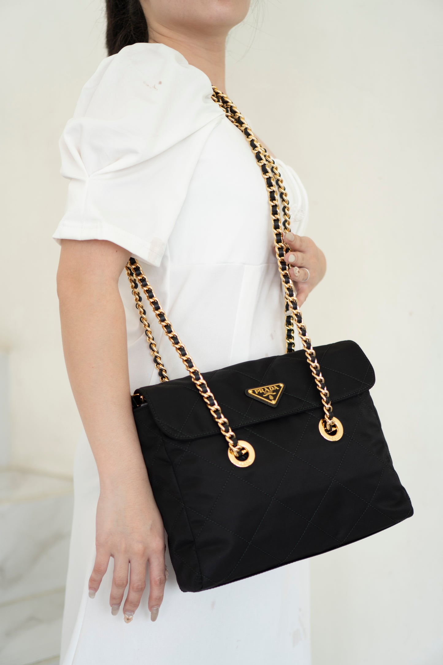 Quilted Nylon Tessuto Impuntu Chain Shoulder Bag – Black with Gold Hardware
