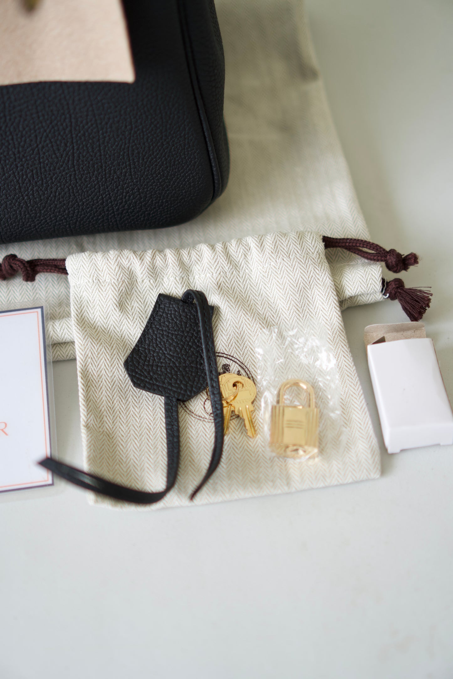 Birkin 30 – Noir Togo Leather with Gold Hardware