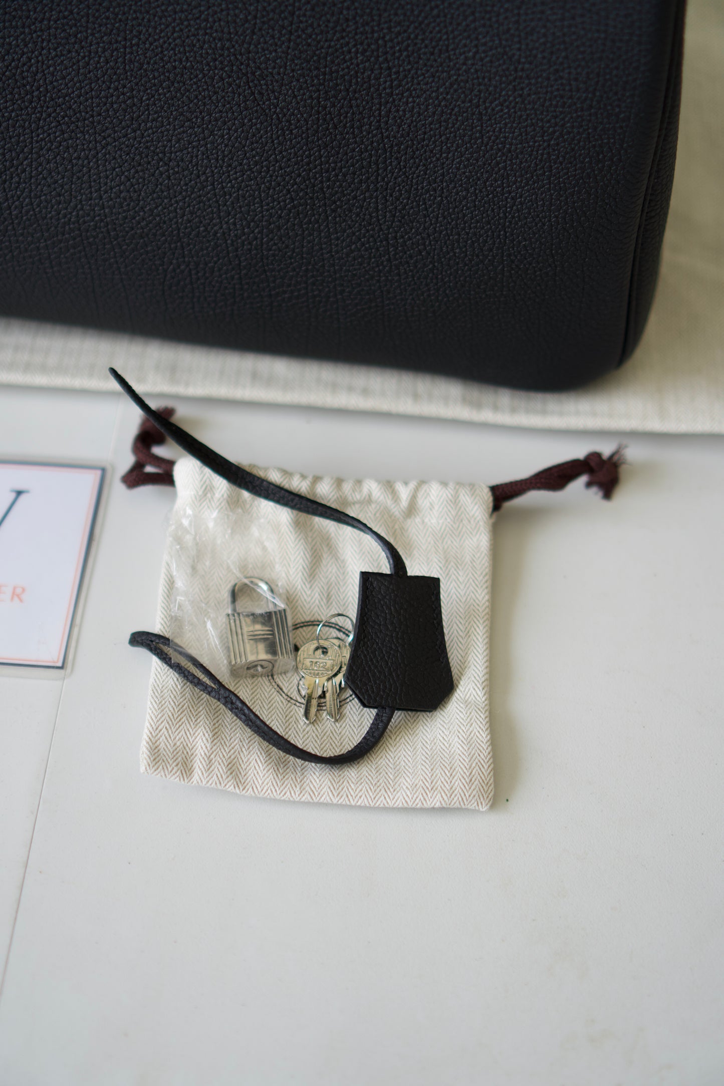 Birkin 40 – Noir Togo Leather with Palladium Hardware