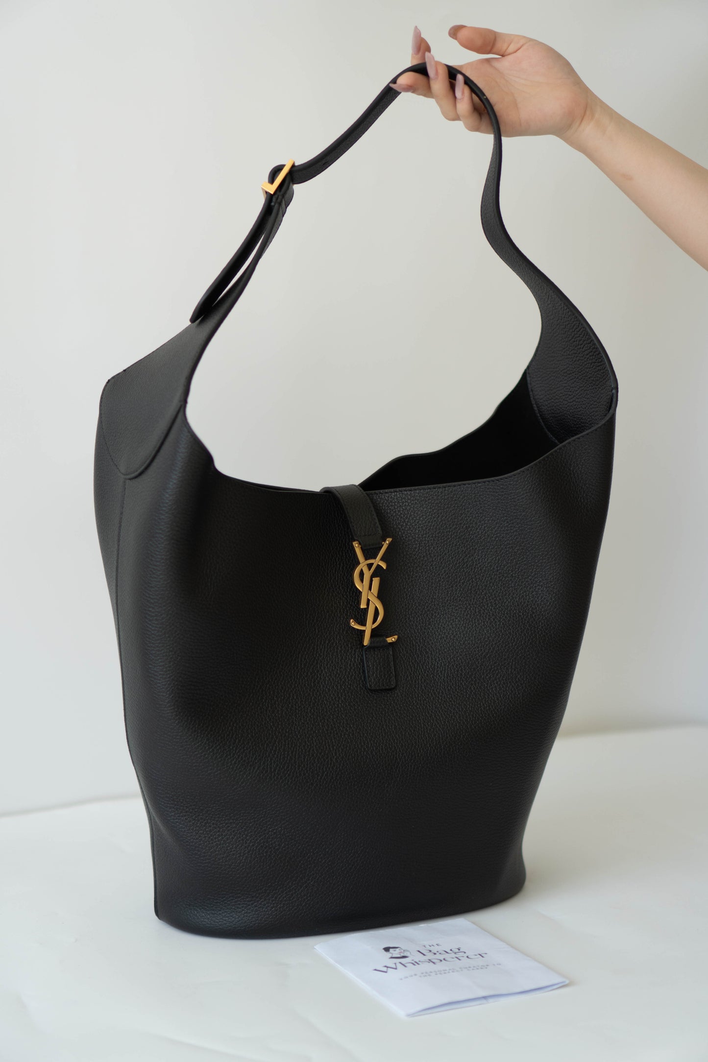 Le 5 à 7 Supple Hobo Bag