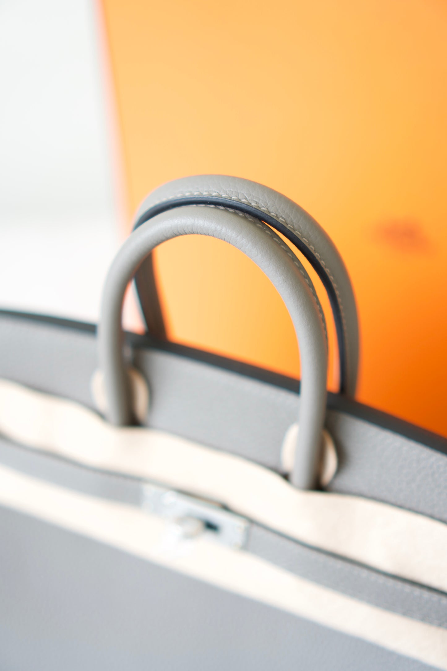 BK 25 – Gris Meyer Togo Leather with Palladium Hardware
