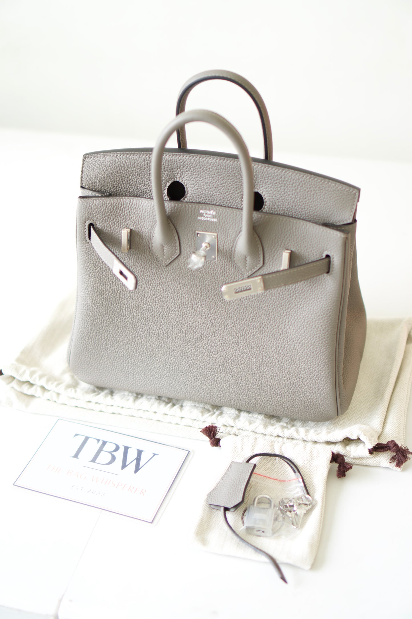 BK 25 – Gris Meyer Togo Leather with Palladium Hardware