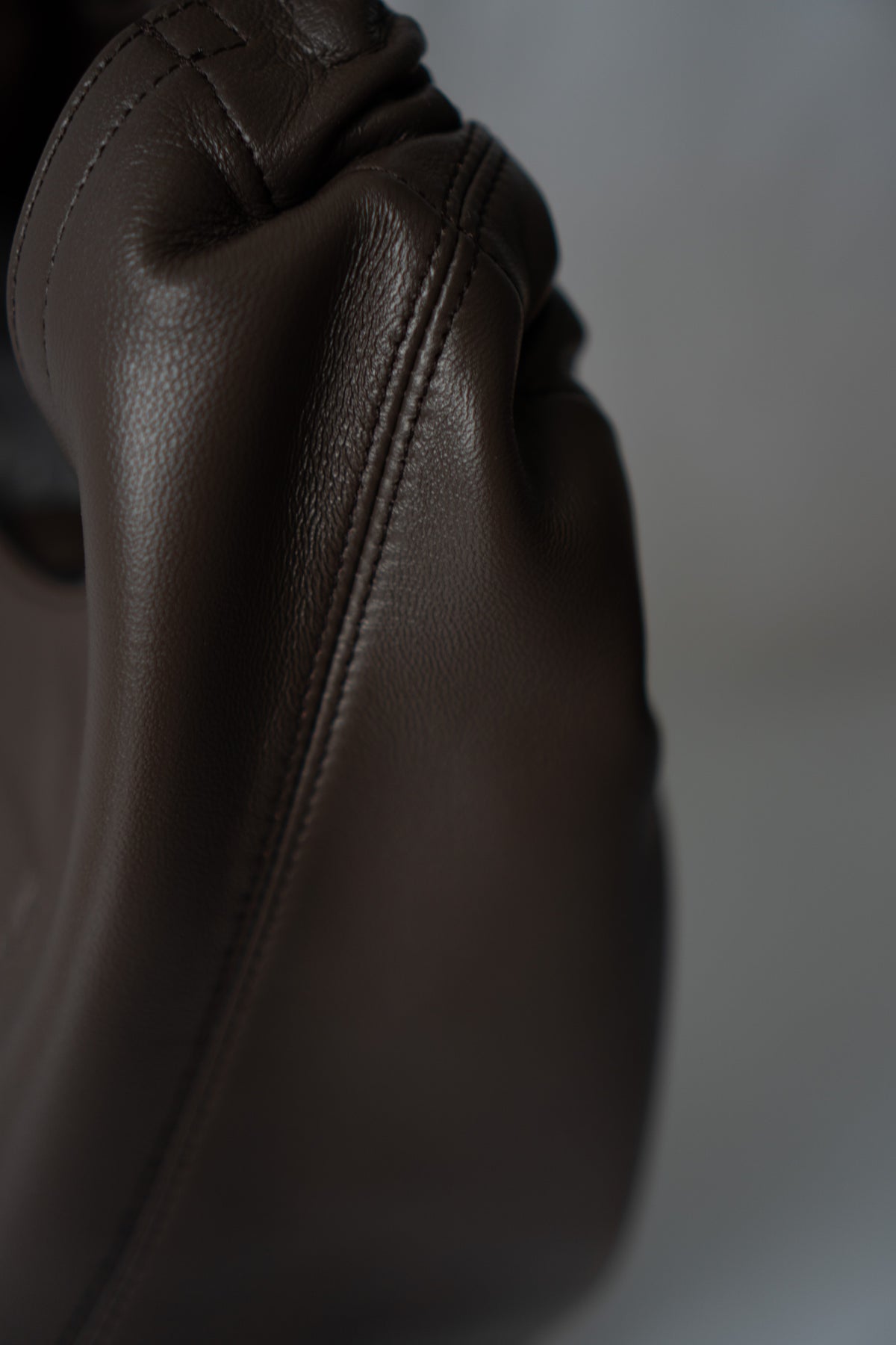 Soft Squeeze Hobo Bag – Small Dark Brown Nappa