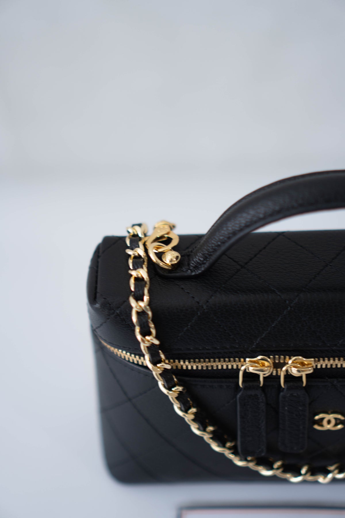 CC Vanity Case with Top Handle Small – Black Caviar Leather with Gold Hardware