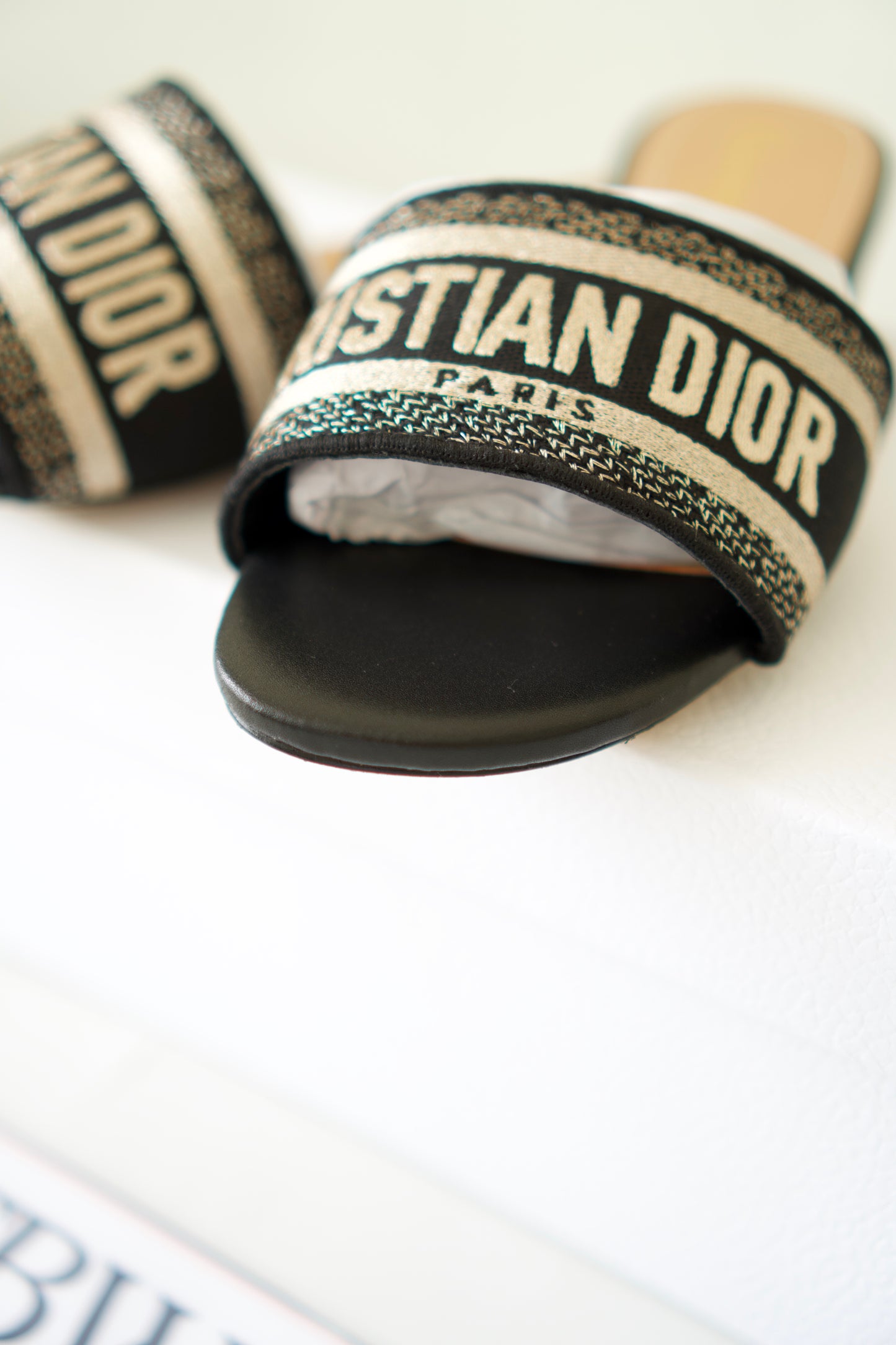 Dway Slides – Embroidered Cotton Upper