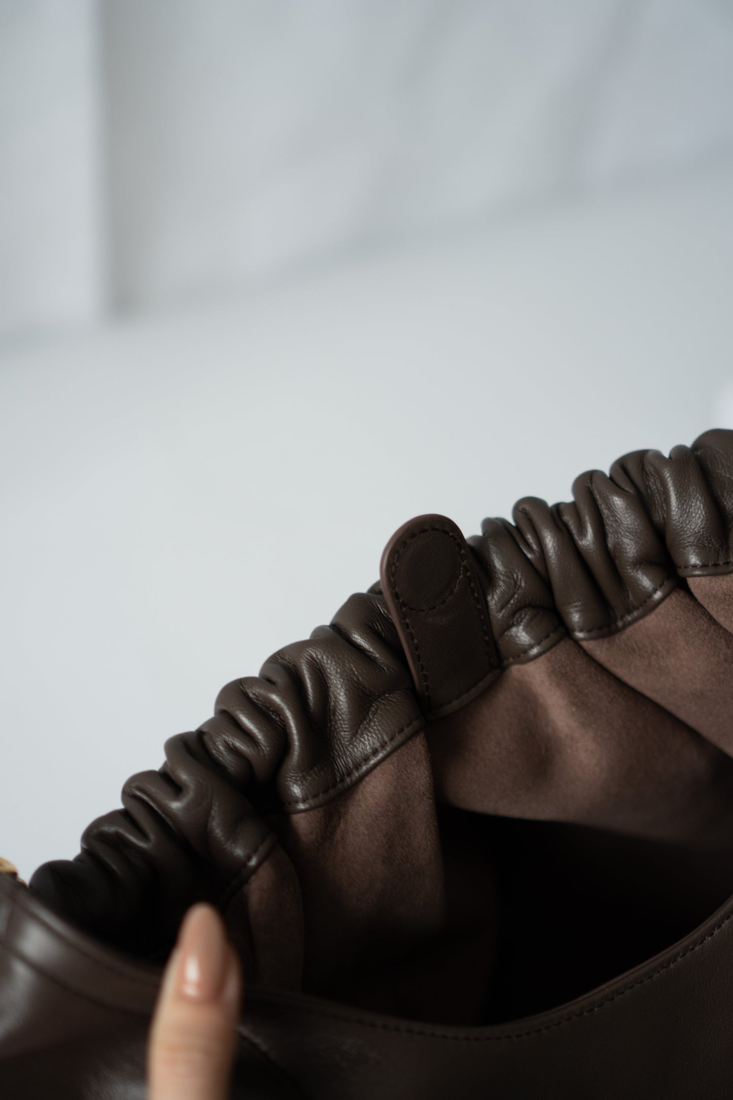Soft Squeeze Hobo Bag – Small Dark Brown Nappa