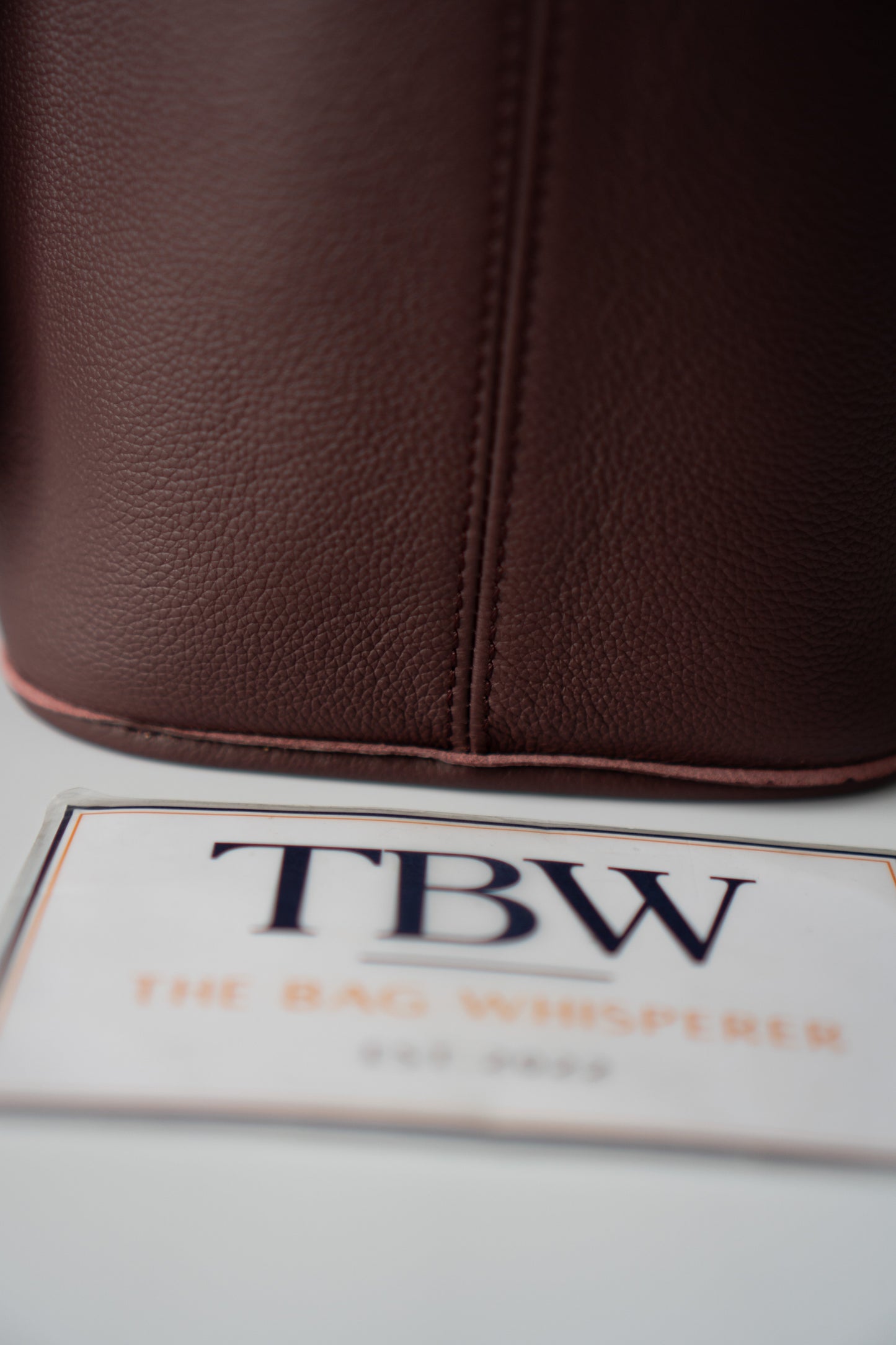Reversible Tote MM – Burgundy Grained Leather