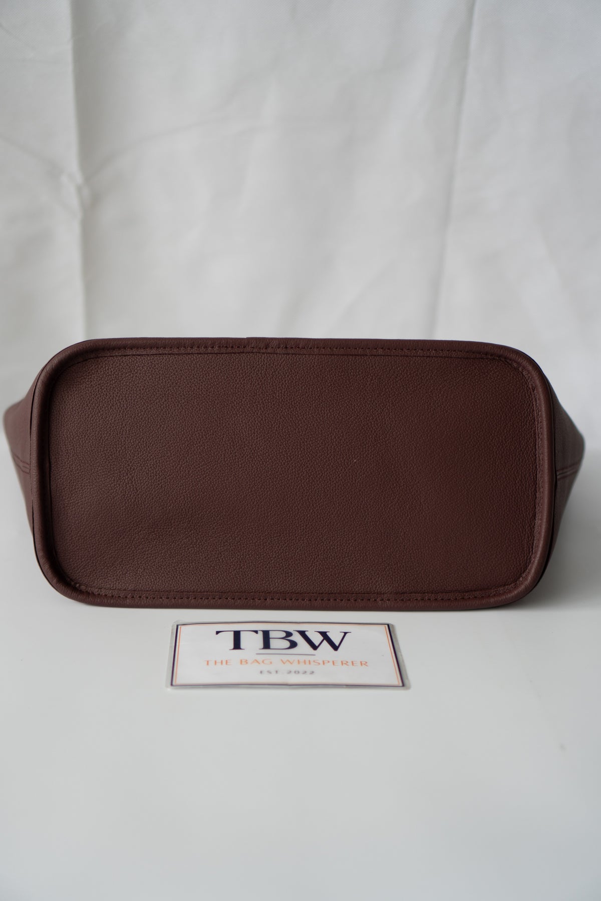 Reversible Tote MM – Burgundy Grained Leather