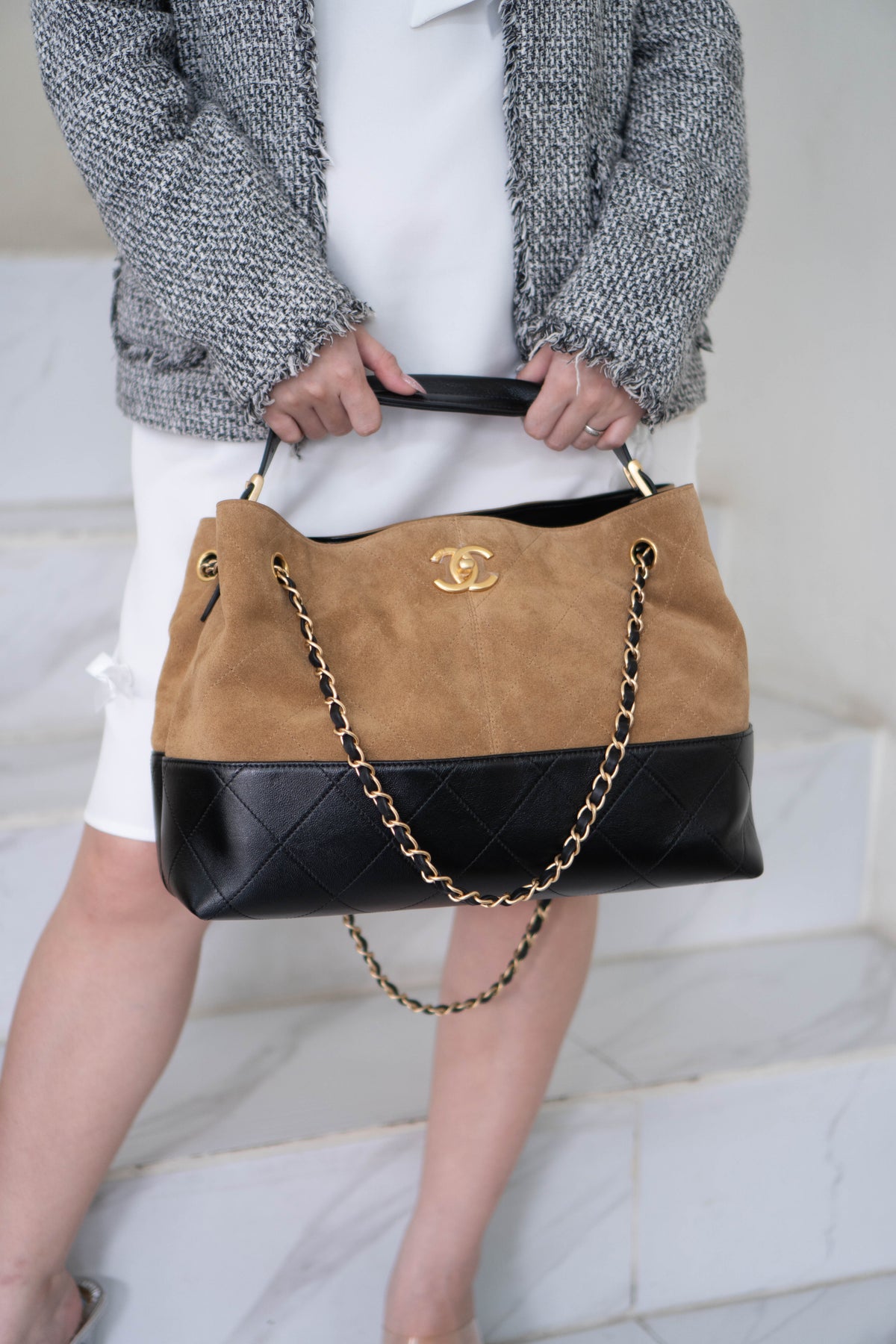 CC Large Hobo Bag – Tan Suede &amp; Black Calfskin
