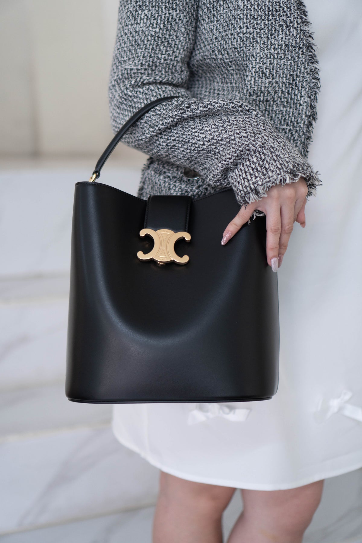 Triomphe Medium Bucket Bag – Black Smooth Calfskin in Gold Hardware