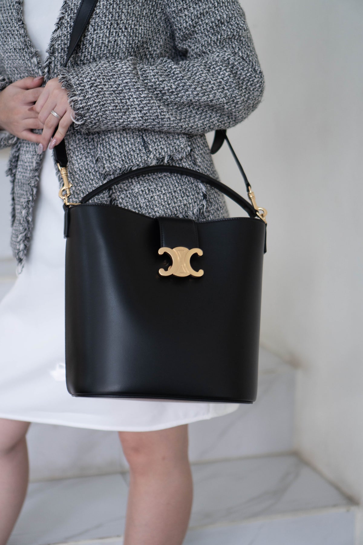 Triomphe Medium Bucket Bag – Black Smooth Calfskin in Gold Hardware