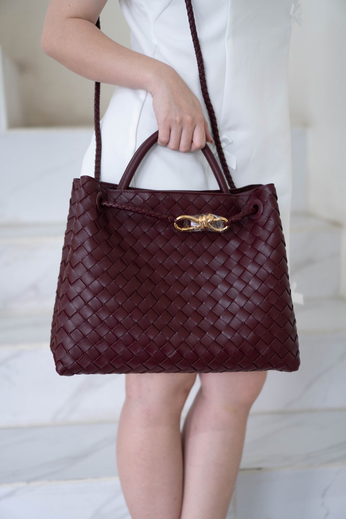 Andiamo Medium Bag – Burgundy Intrecciato Nappa Leather in Gold Hardware