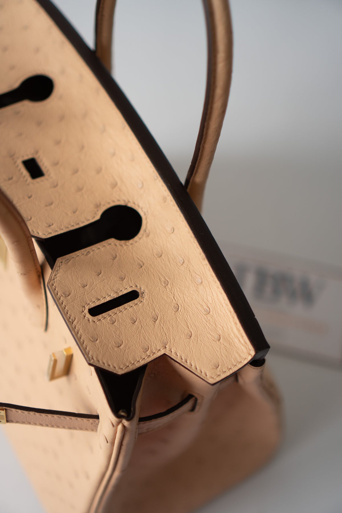 BK 30 – Chai Ostrich with Gold Hardware