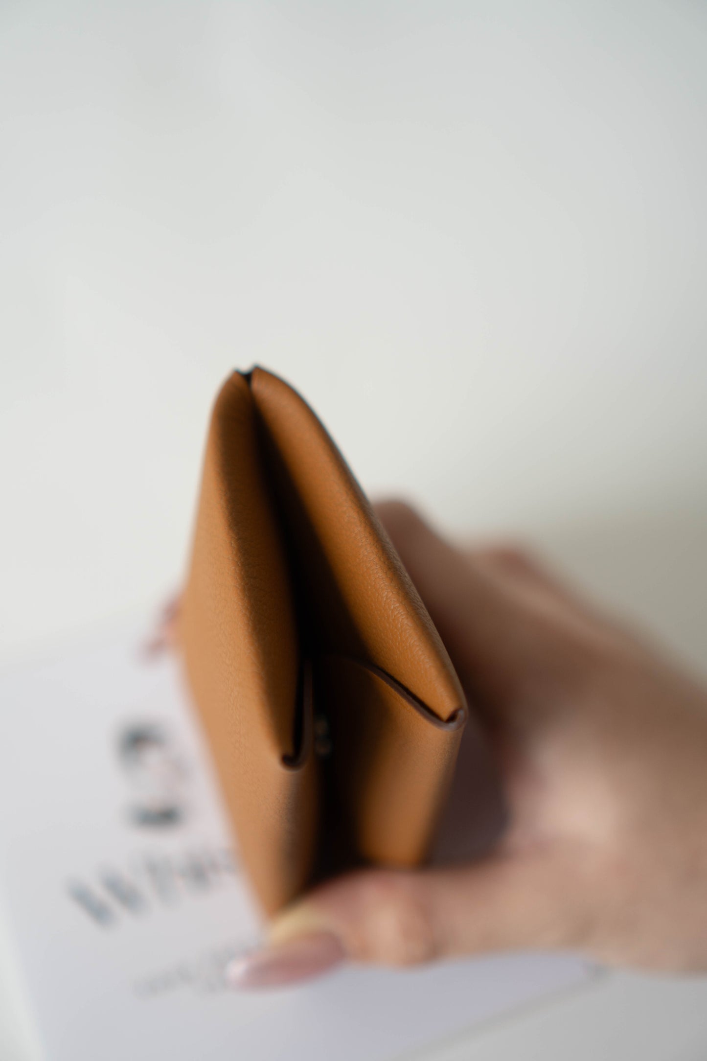 Calvi Card Holder in Gold Epsom