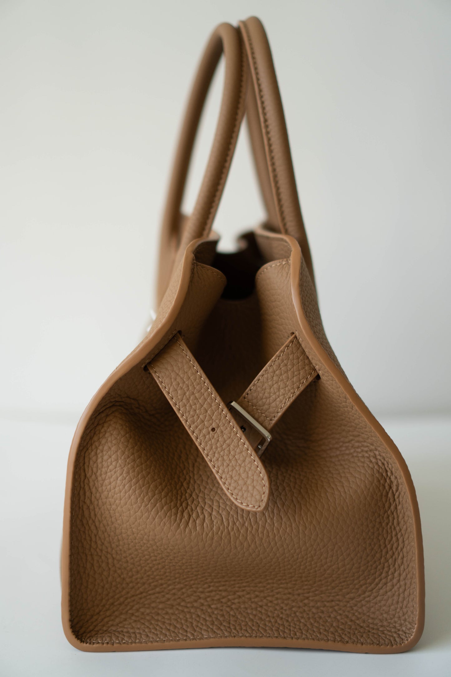 Margaux 12 matte grained calfskin leather in Light Camel