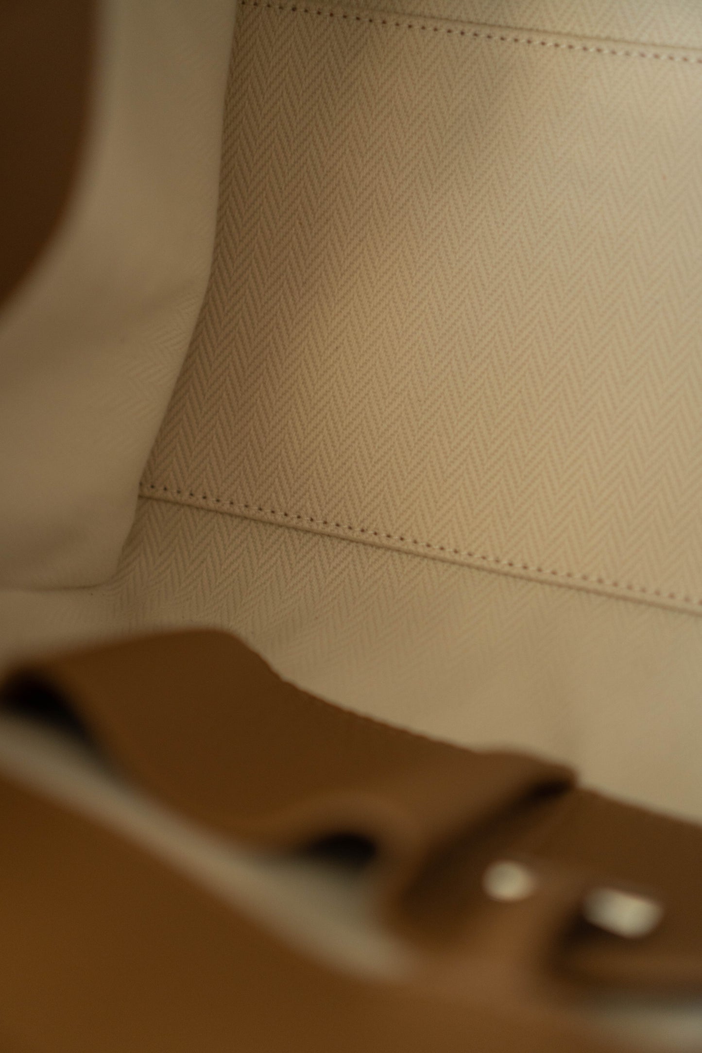 Margaux 12 matte grained calfskin leather in Light Camel