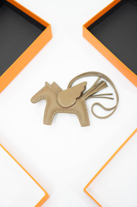 Rodeo Pegase PM Bag Charm – Etoupe