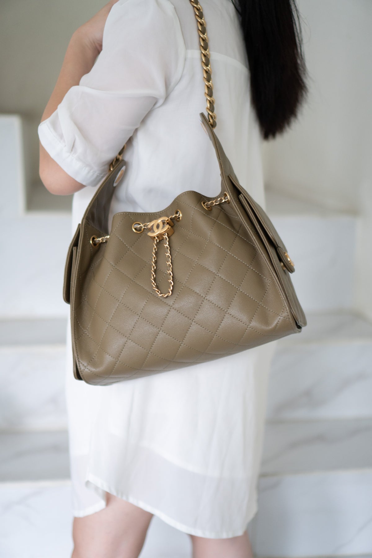 C25 Drawstring Bucket Bag – Small Khaki Green Caviar with Gold Hardware