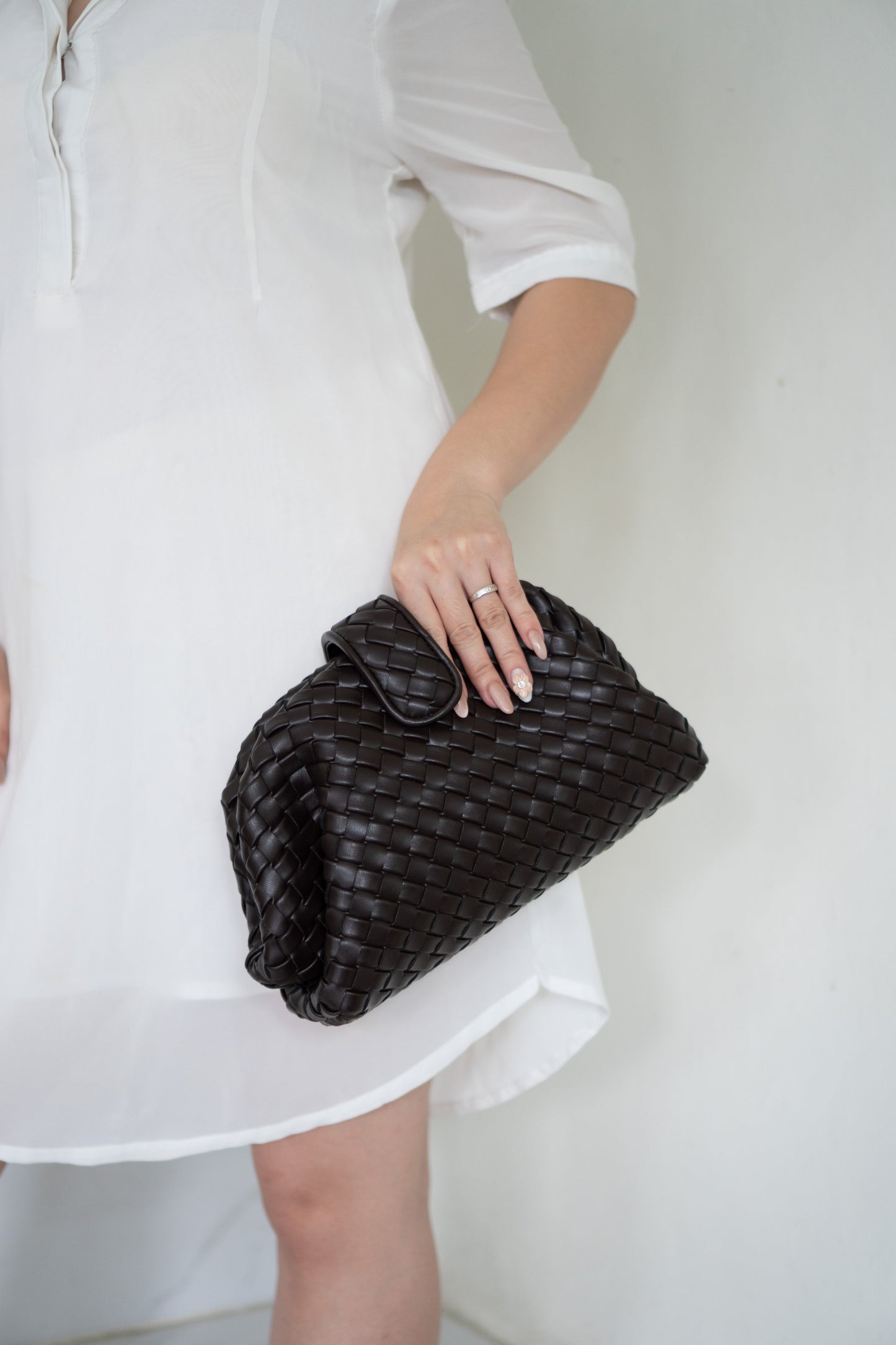 Lauren Woven Clutch Bag with Chain – Fondant Lambskin