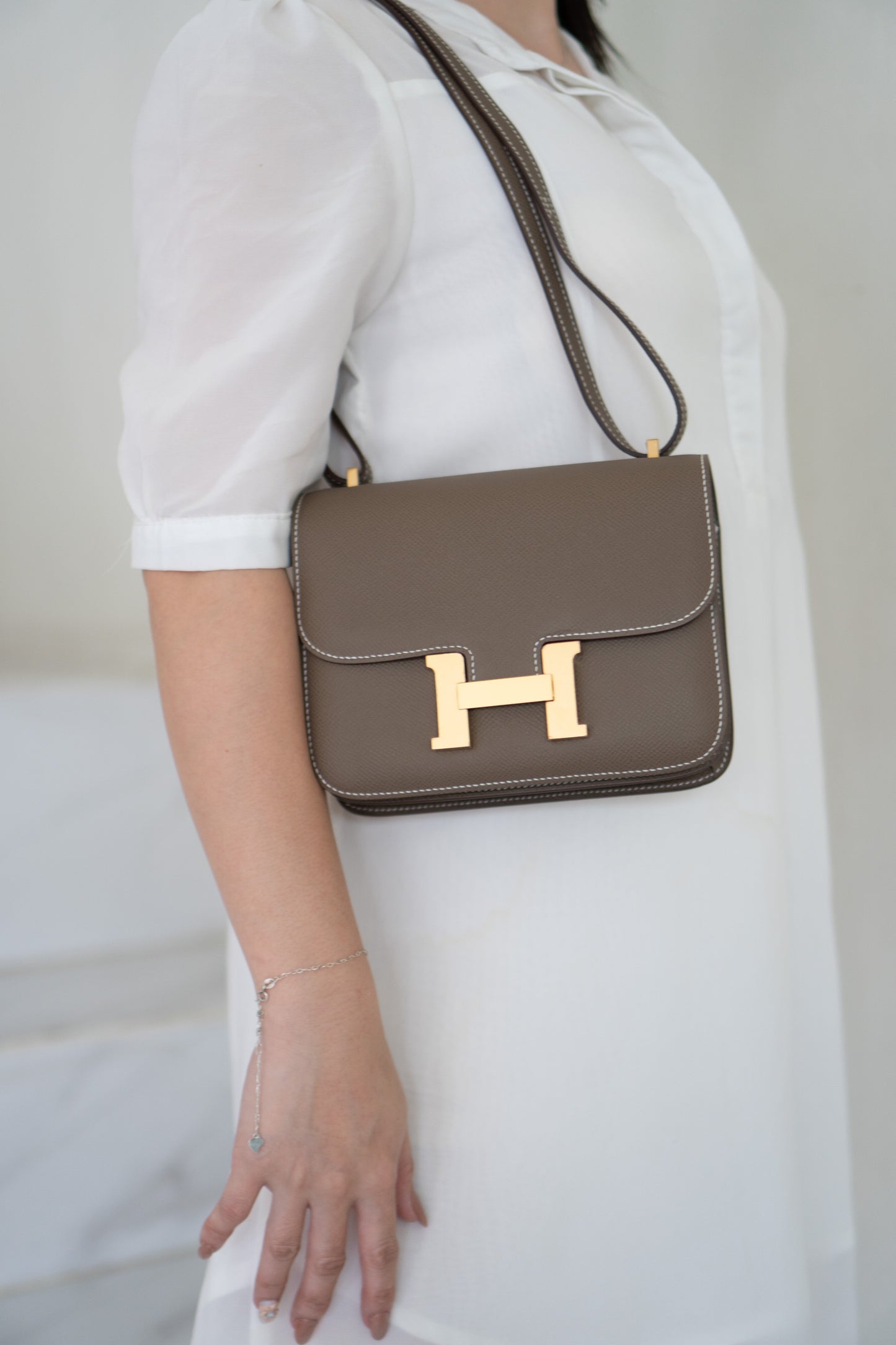 Constanc 18 – Etoupe Epsom with Gold Hardware
