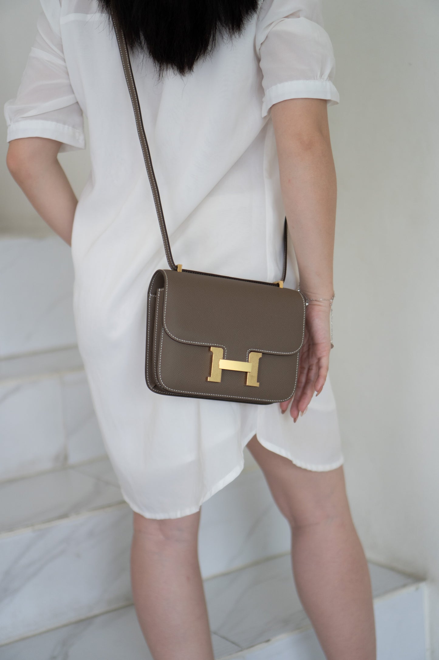 Constanc 18 – Etoupe Epsom with Gold Hardware