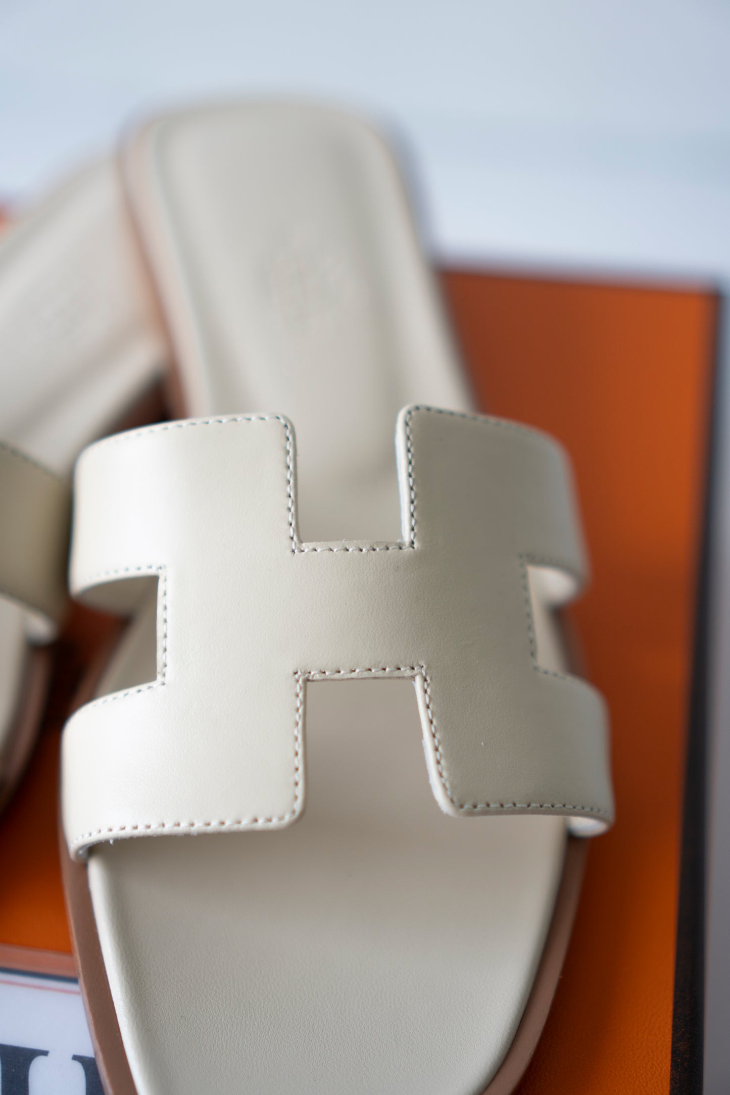 Oran Sandals in Beige Nomade Swift Leather