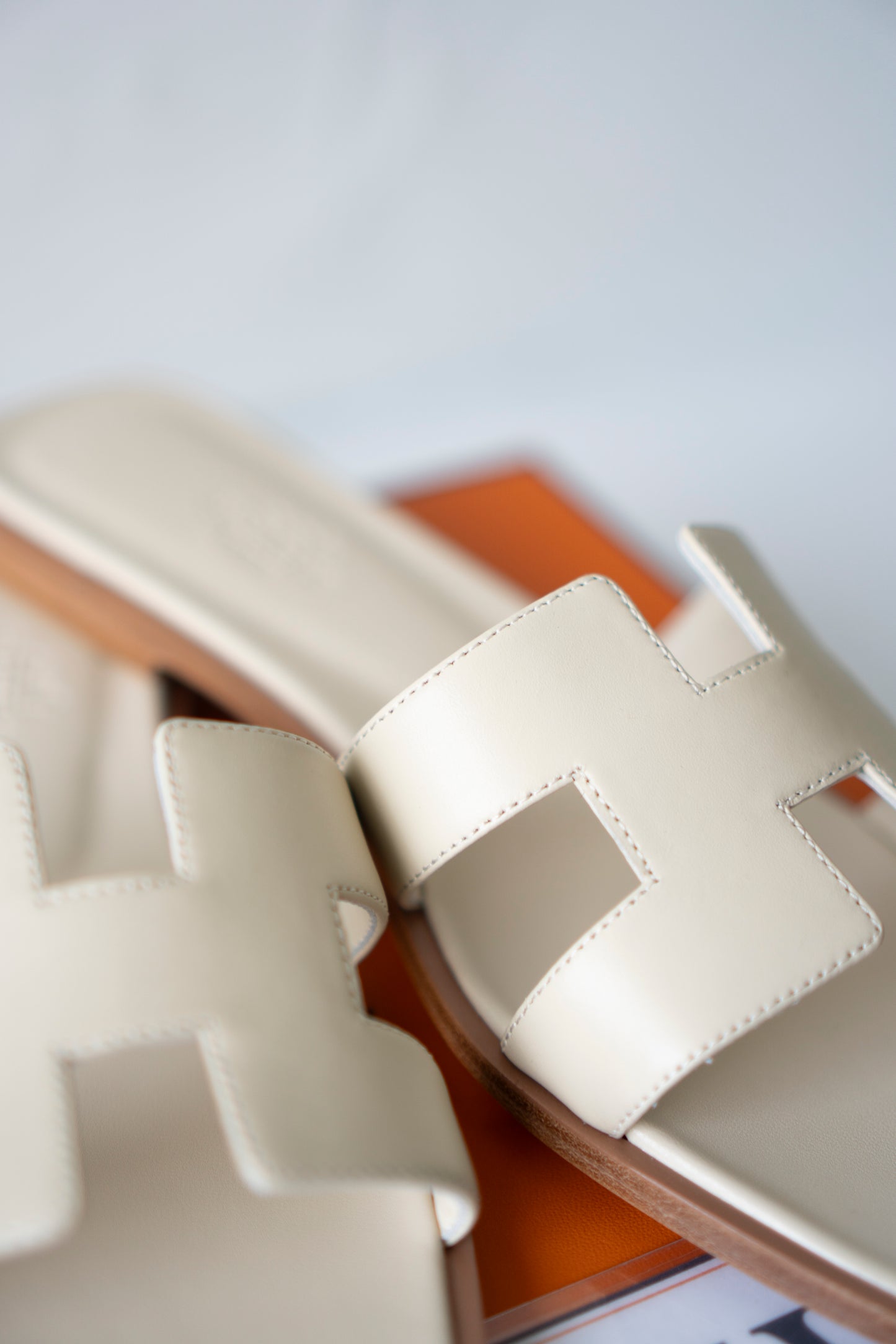 Oran Sandals in Beige Nomade Swift Leather