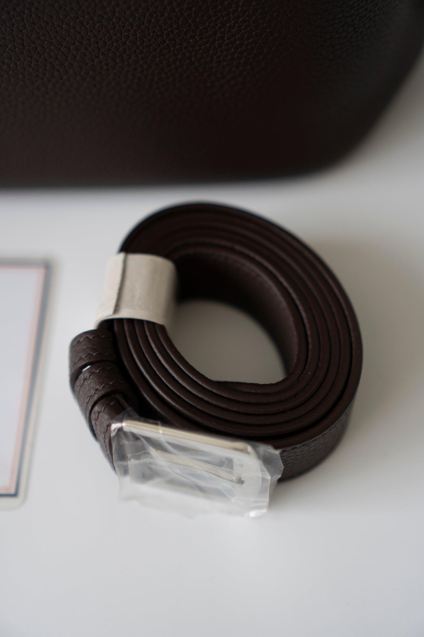 So Kelly 22 in Ebene Clemence Leather with Palladium Hardware