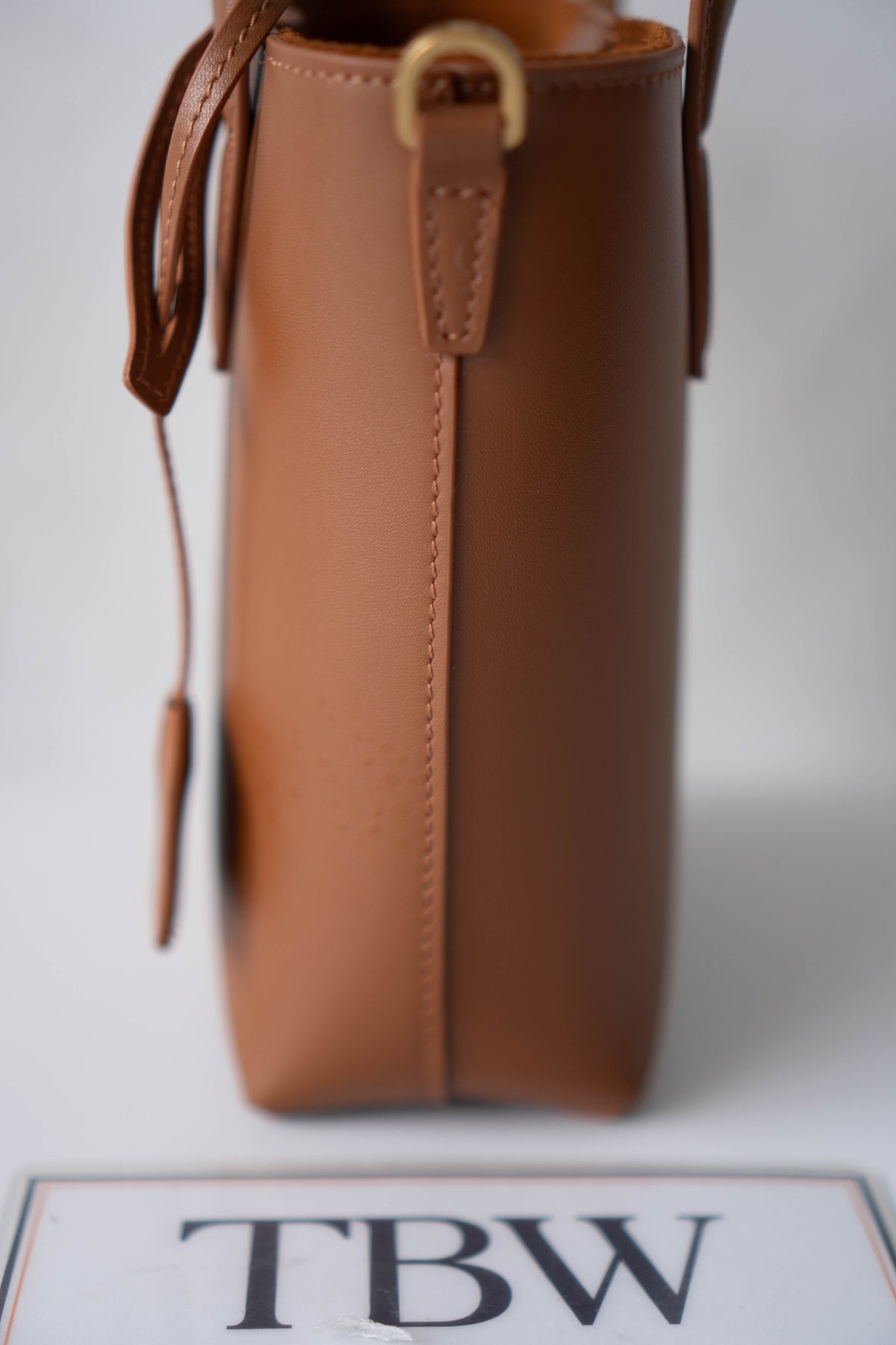 Toy Shopping Tote Bag – Tan Smooth Leather with Gold Hardware