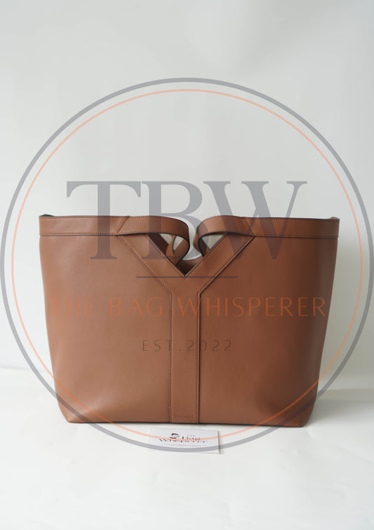 Y Tote in large Find Grained Calfskin with Gold hardware