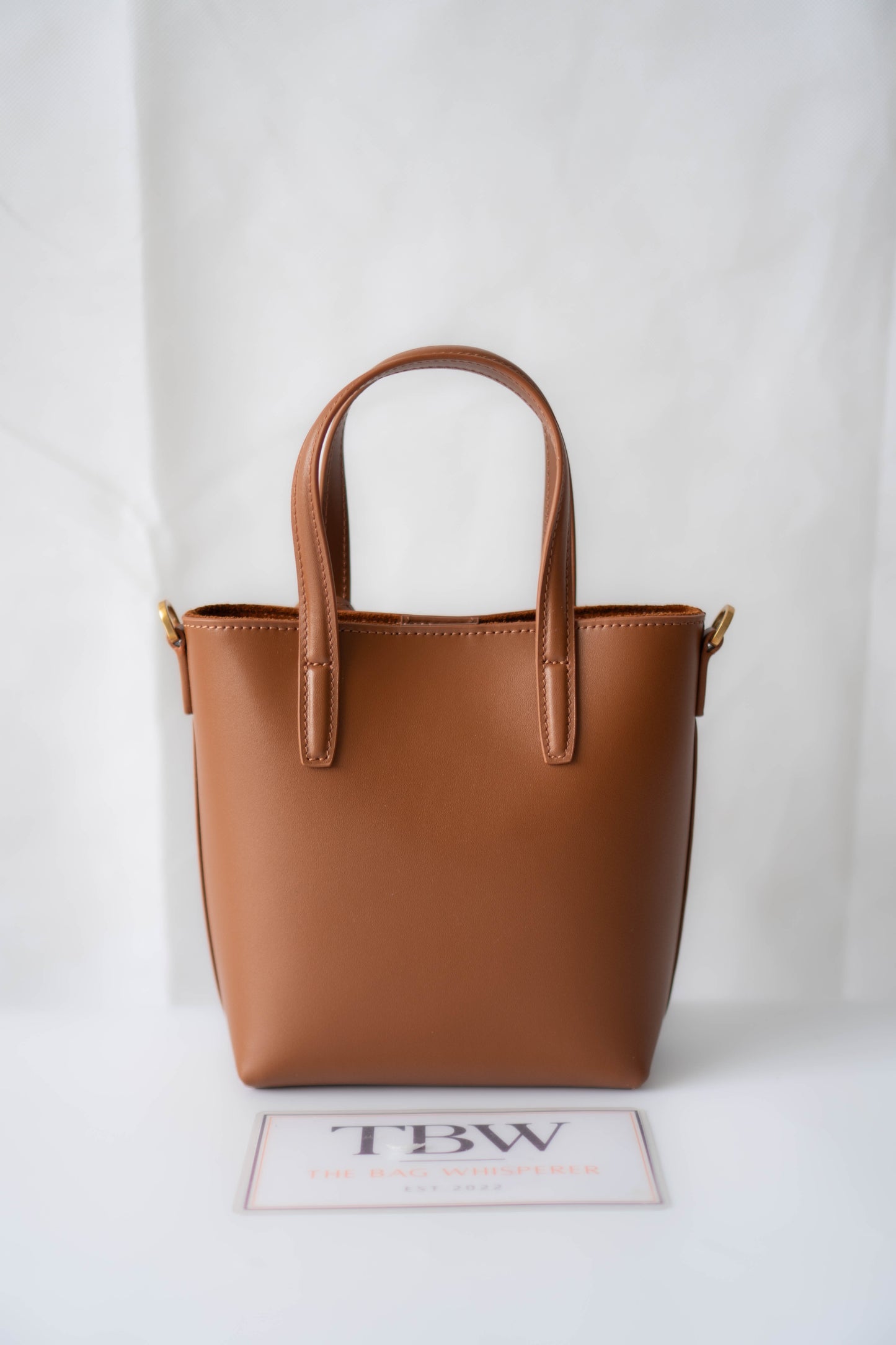 Toy Shopping Tote Bag – Tan Smooth Leather with Gold Hardware