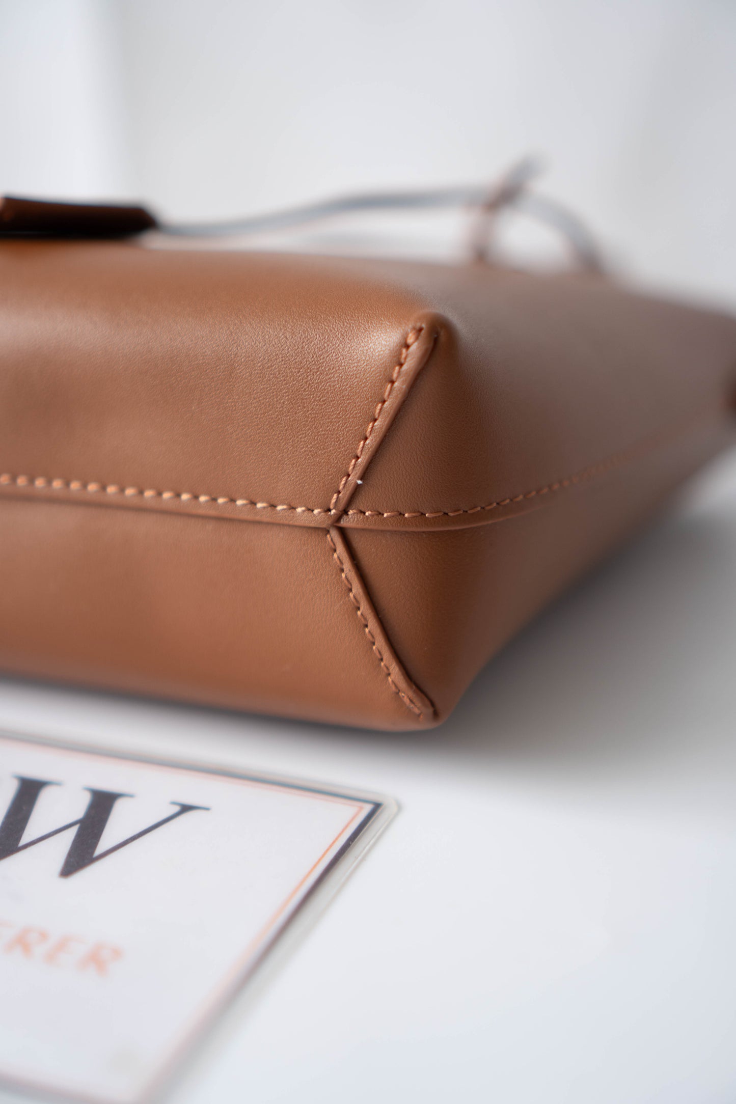 Toy Shopping Tote Bag – Tan Smooth Leather with Gold Hardware