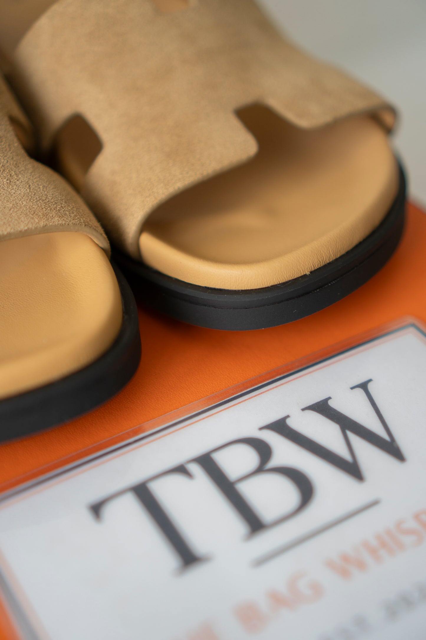 Chypre Sandals in Beige Suede