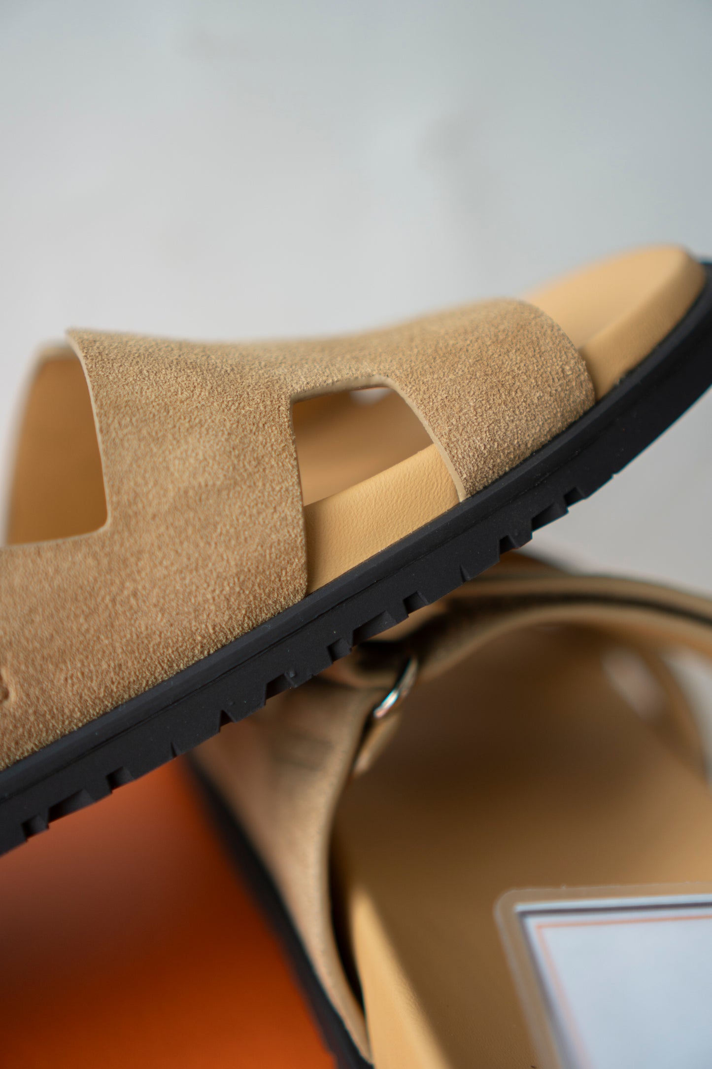 Chypre Sandals in Beige Suede