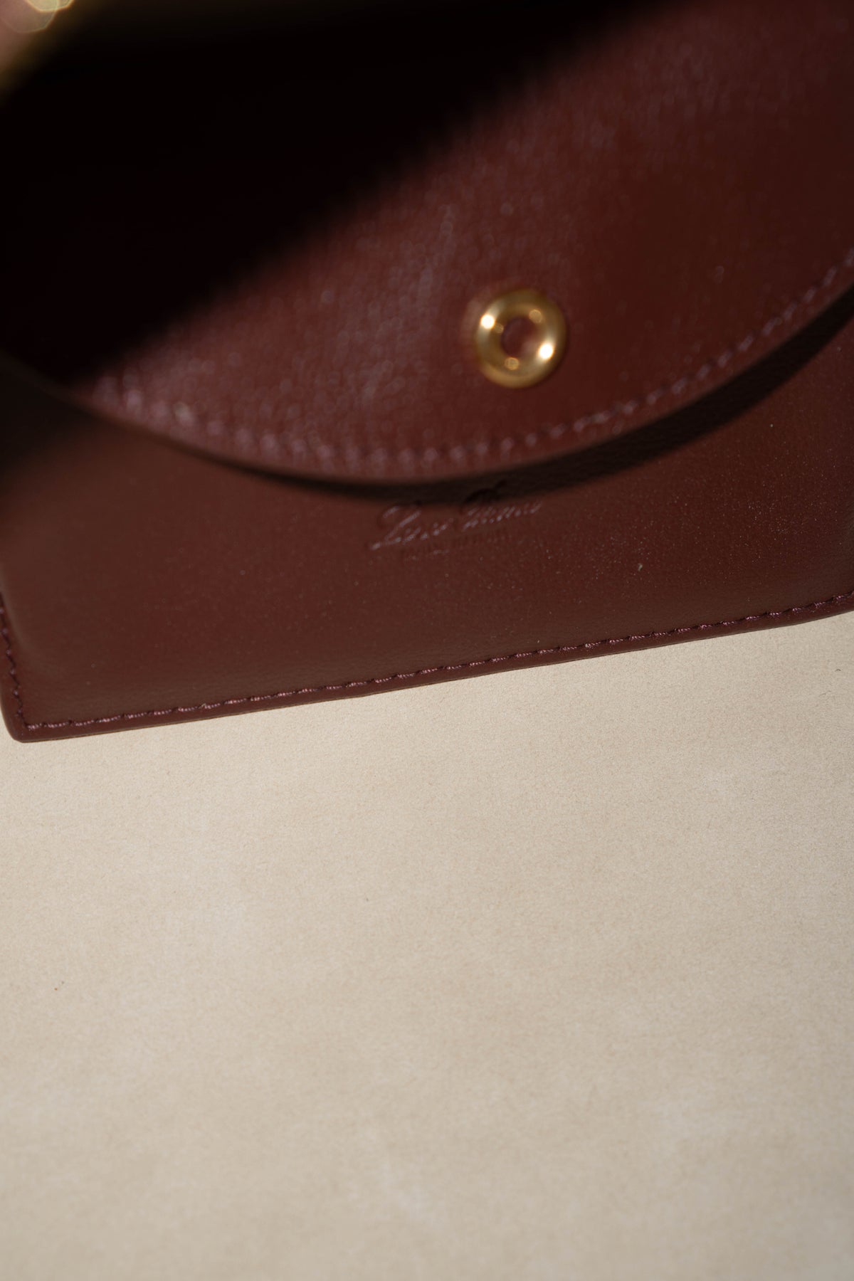 LP Extra Pocket L19 Bag – Chestnut Calfskin Leather with Gold Hardware