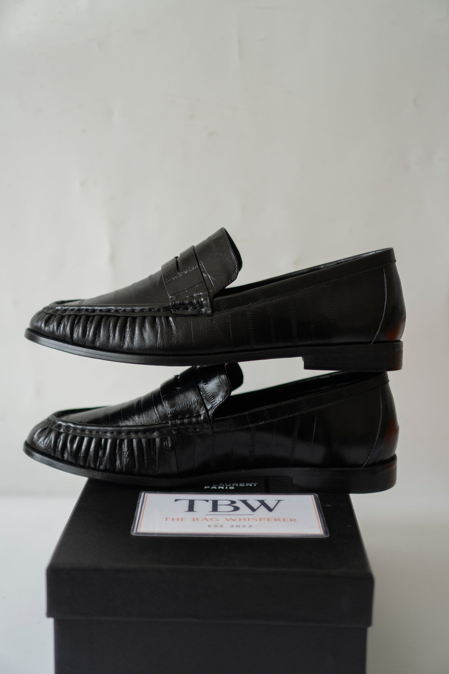 Le Loafer in Black Crinkled Leather
