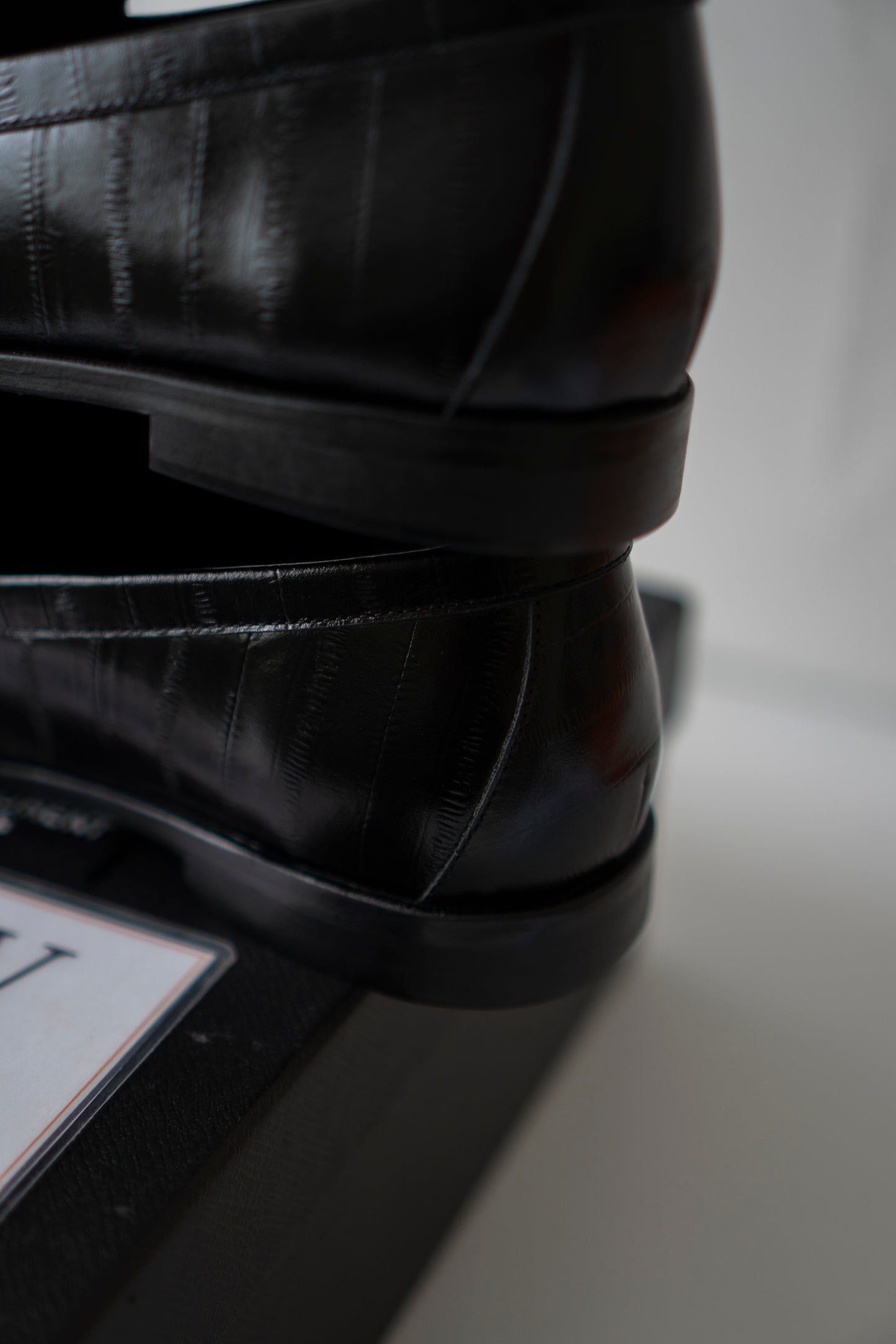 Le Loafer in Black Crinkled Leather