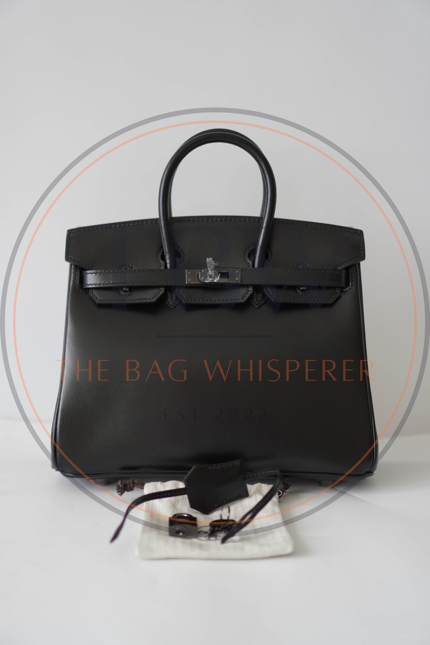 BK 25 So Black Box Leather