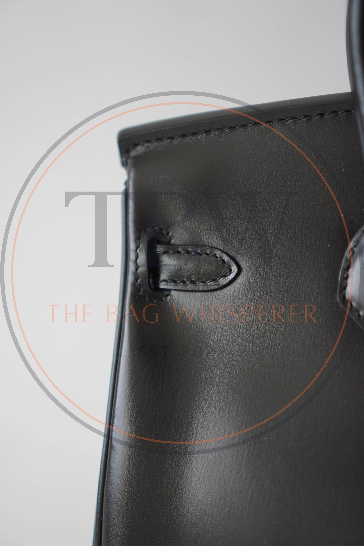 BK 25 So Black Box Leather