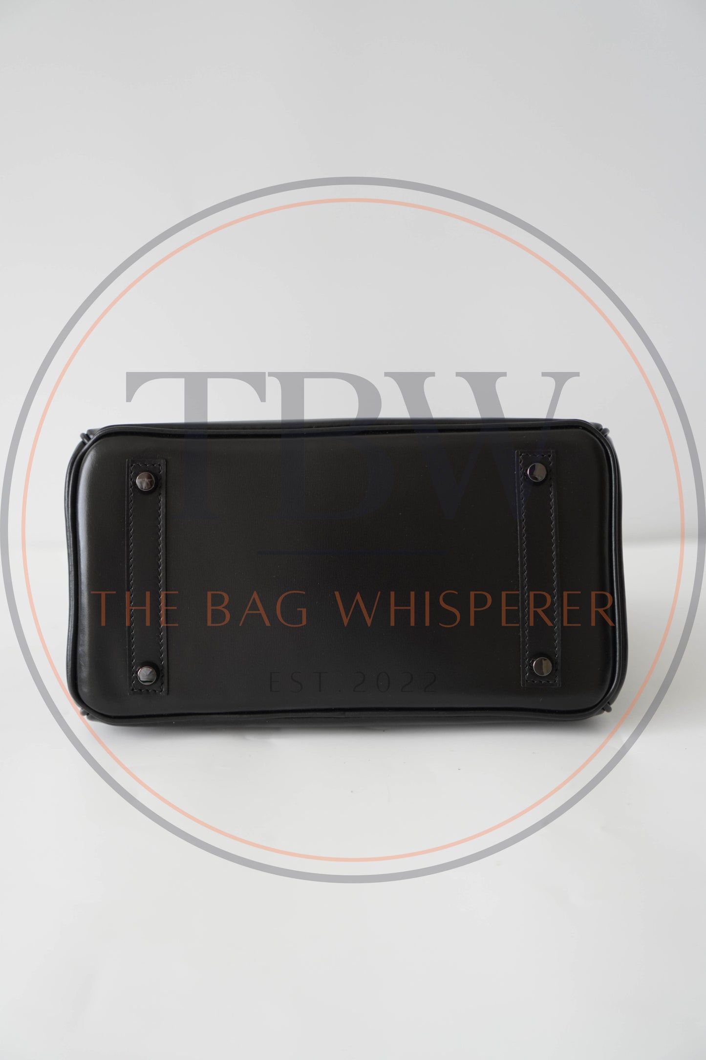 BK 25 So Black Box Leather