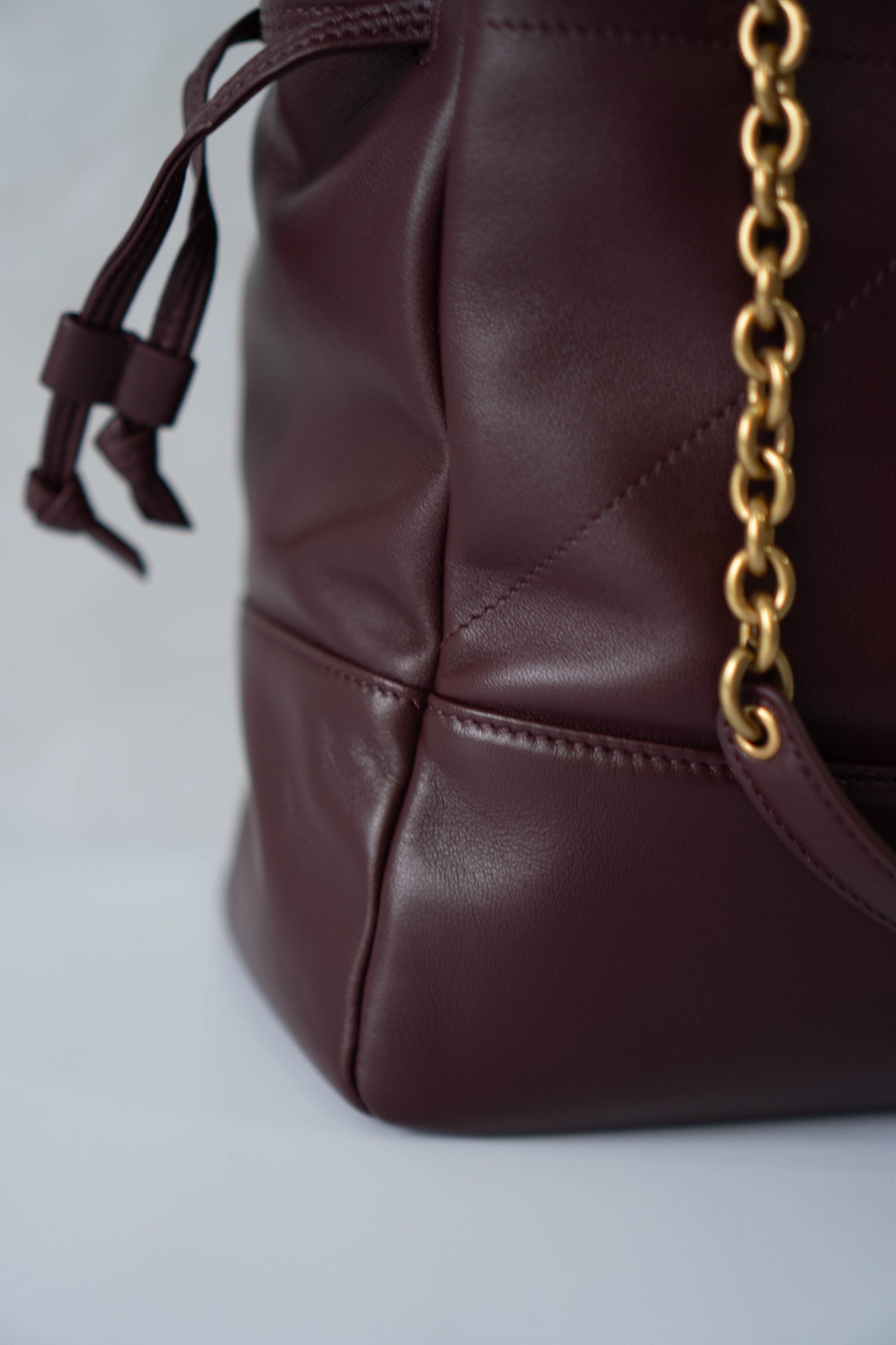 Jamie Medium Chain Tote Bag in Lambskin – Burgundy / Dark Plum with Bronze Hardware