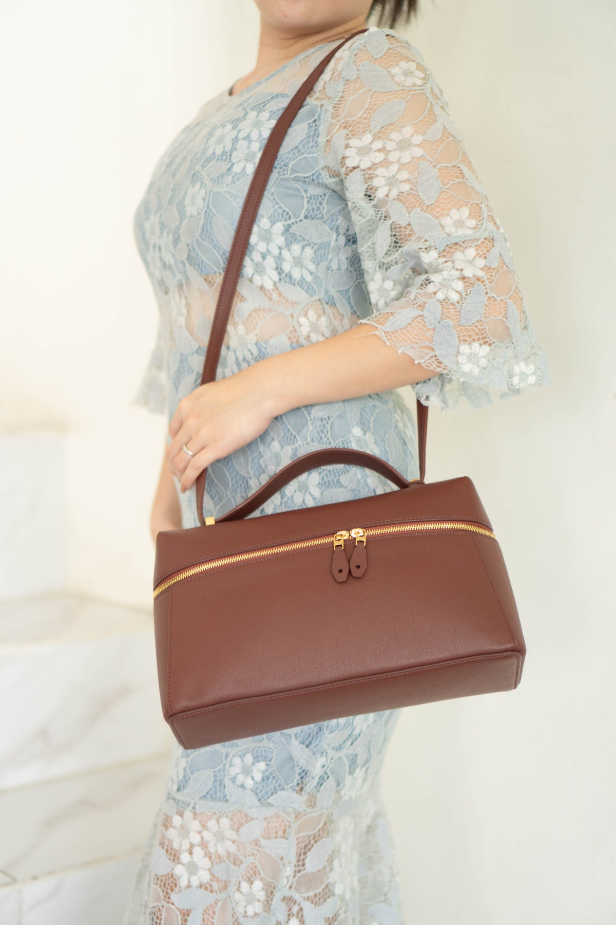 LP Extra Pocket L19 Bag – Chestnut Calfskin Leather with Gold Hardware