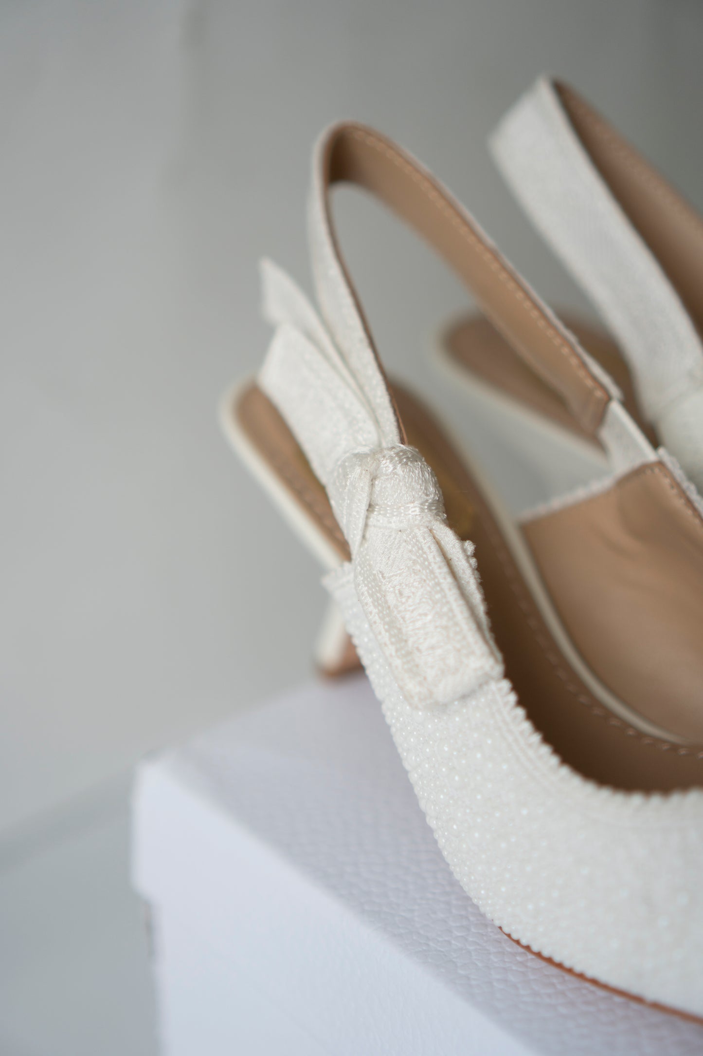 Slingback Pumps – White Pearl Embroidered Cotton